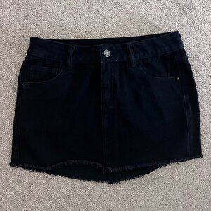 Dahli | Black Denim Skirt with Frayed Hem